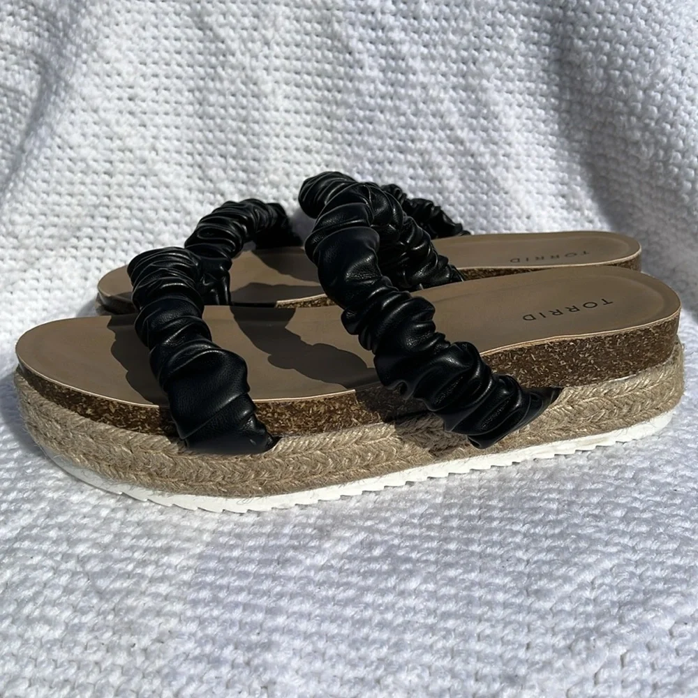 TORRID Double Band Espadrille Platform Slide size 11WW